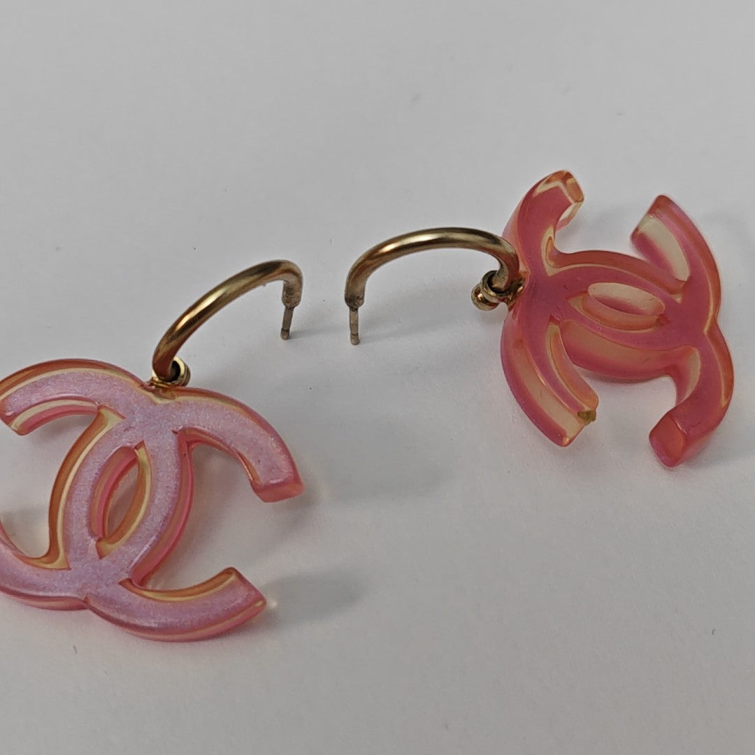CC Logo Resin Red Stud Earrings