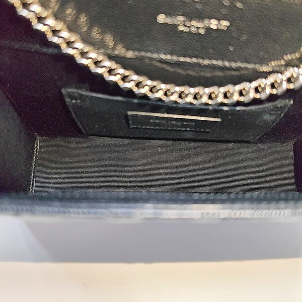 ENVELOPE Small Chevron Calfskin Black