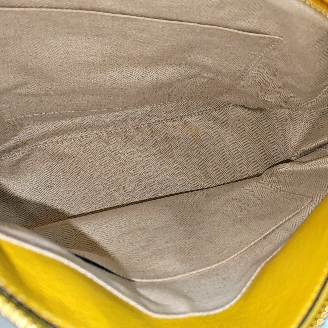 Puzzle Medium Calfskin Yellow