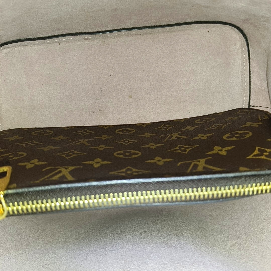 NÉONOÉ MM Monogram Coated Canvas Brown