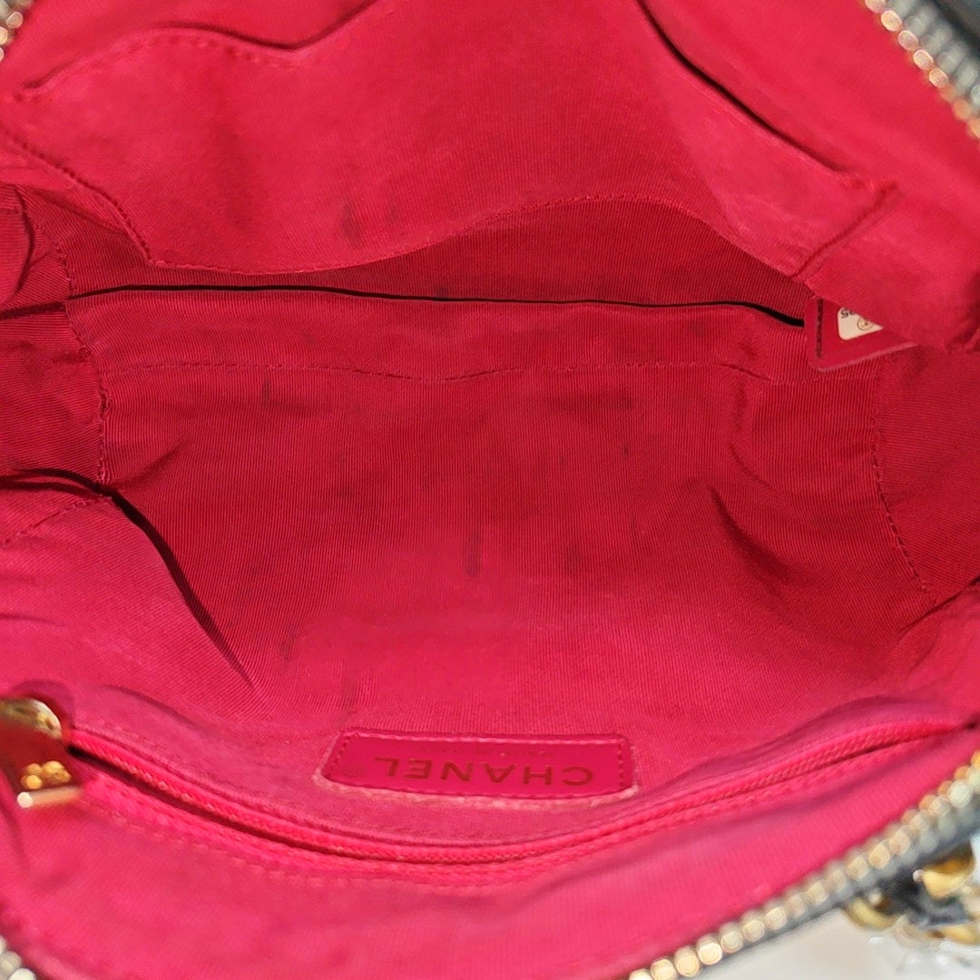 Quilted Calfskin Shoulder Bag Black