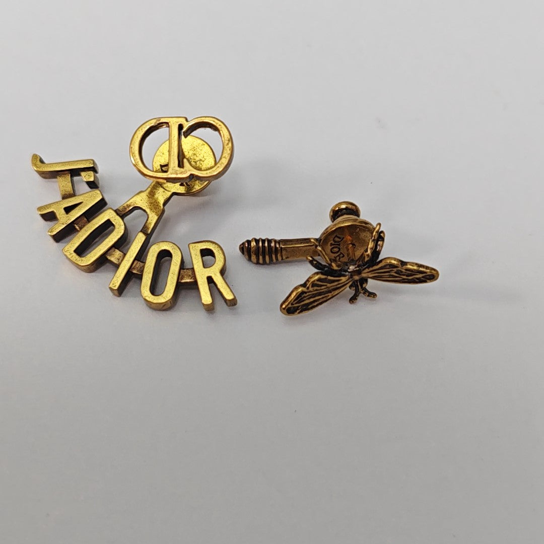 J'adior Metal Gold Stud Earrings