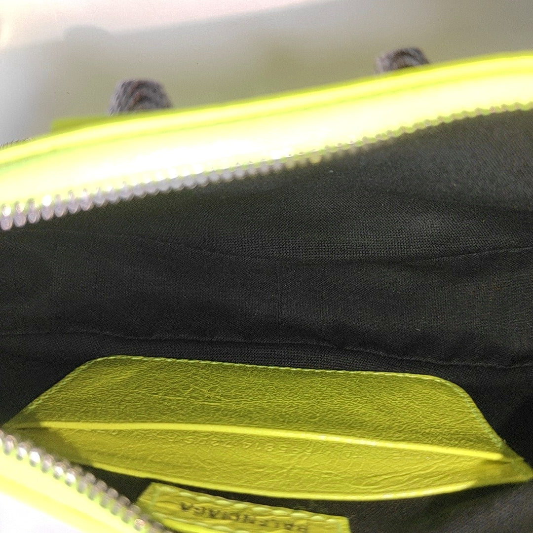 Le Cagole Mini Calfskin Green