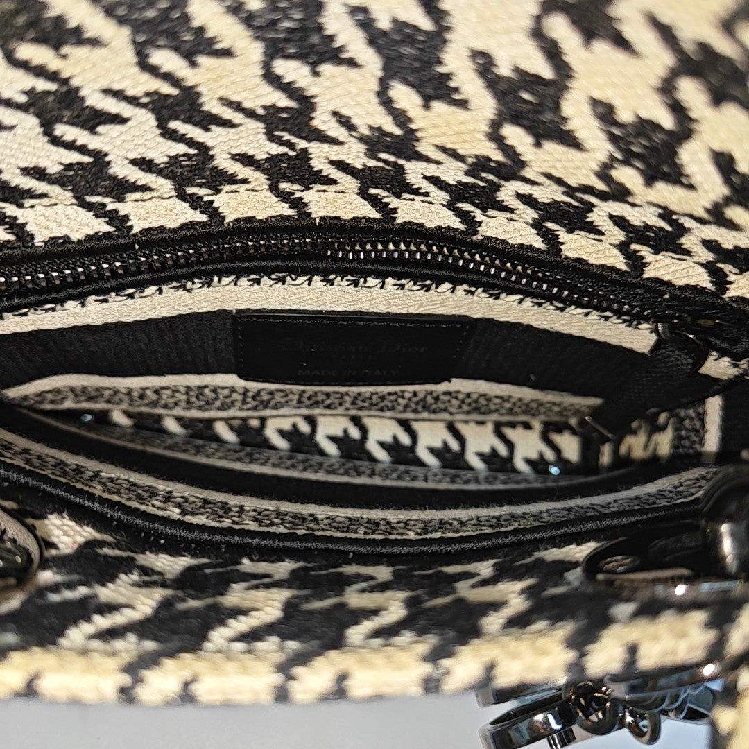 Lady Dior Mini Canvas Black