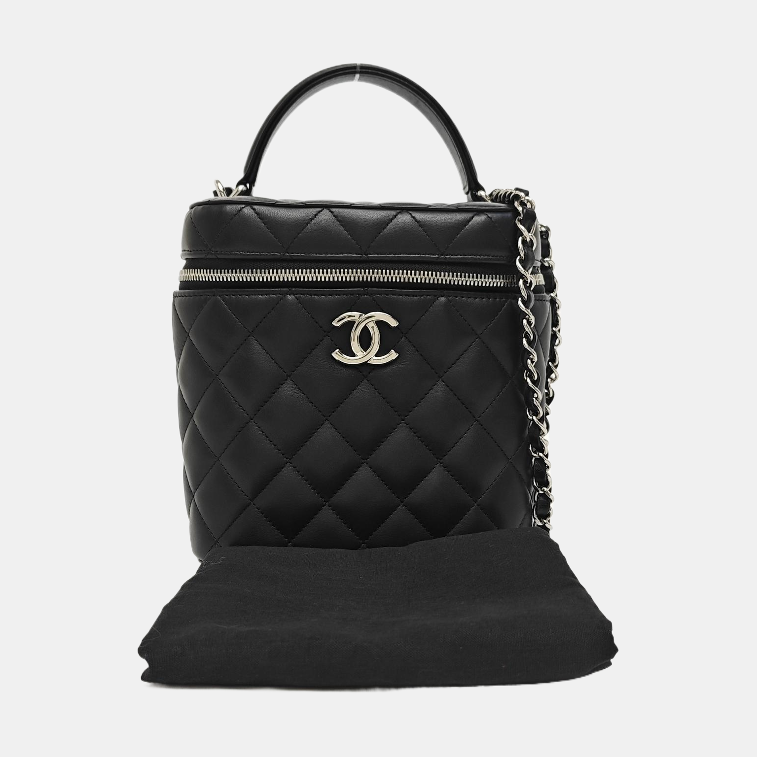 VANITY CASE Small Quilted Lambskin Black