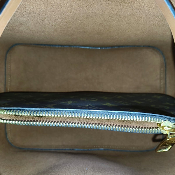 NÉONOÉ MM Monogram Coated Canvas Brown