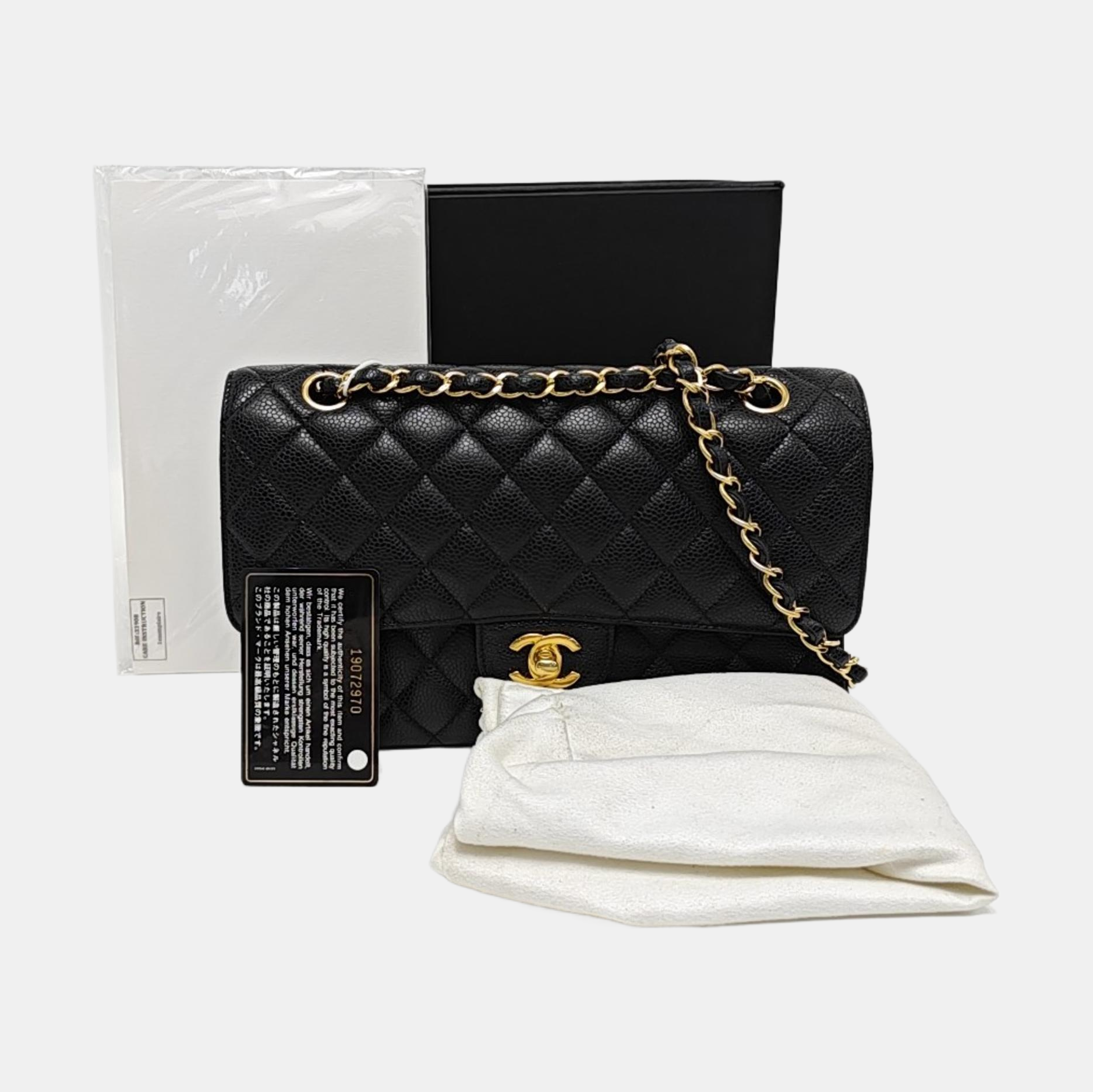 CLASSIC FLAP Medium Quilted Grained Calfskin Black