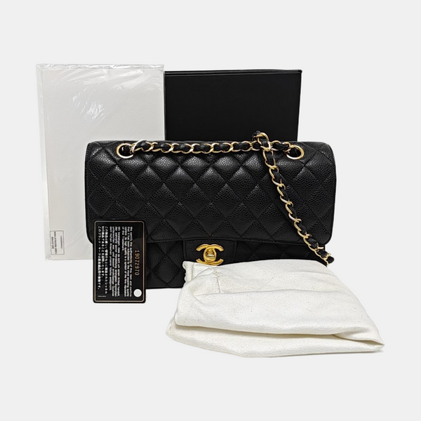 CLASSIC FLAP Medium Quilted Grained Calfskin Black