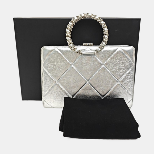 IN THE LOOP Quilted Lambskin Silver