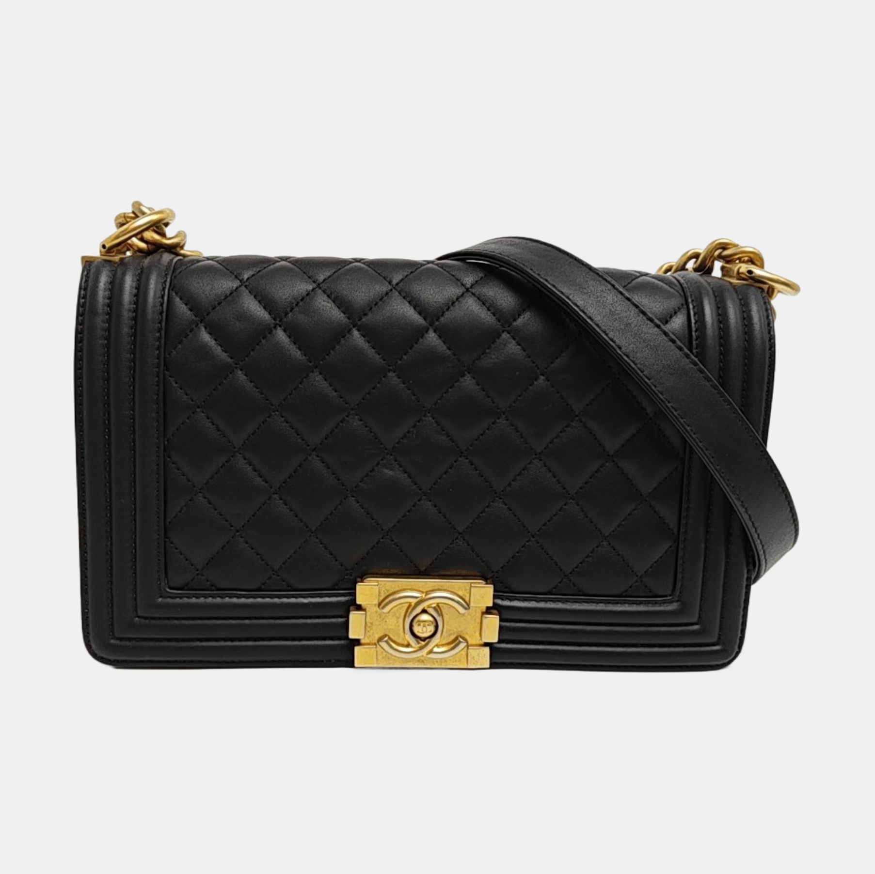 BOY CHANEL Medium Quilted Calfskin Black