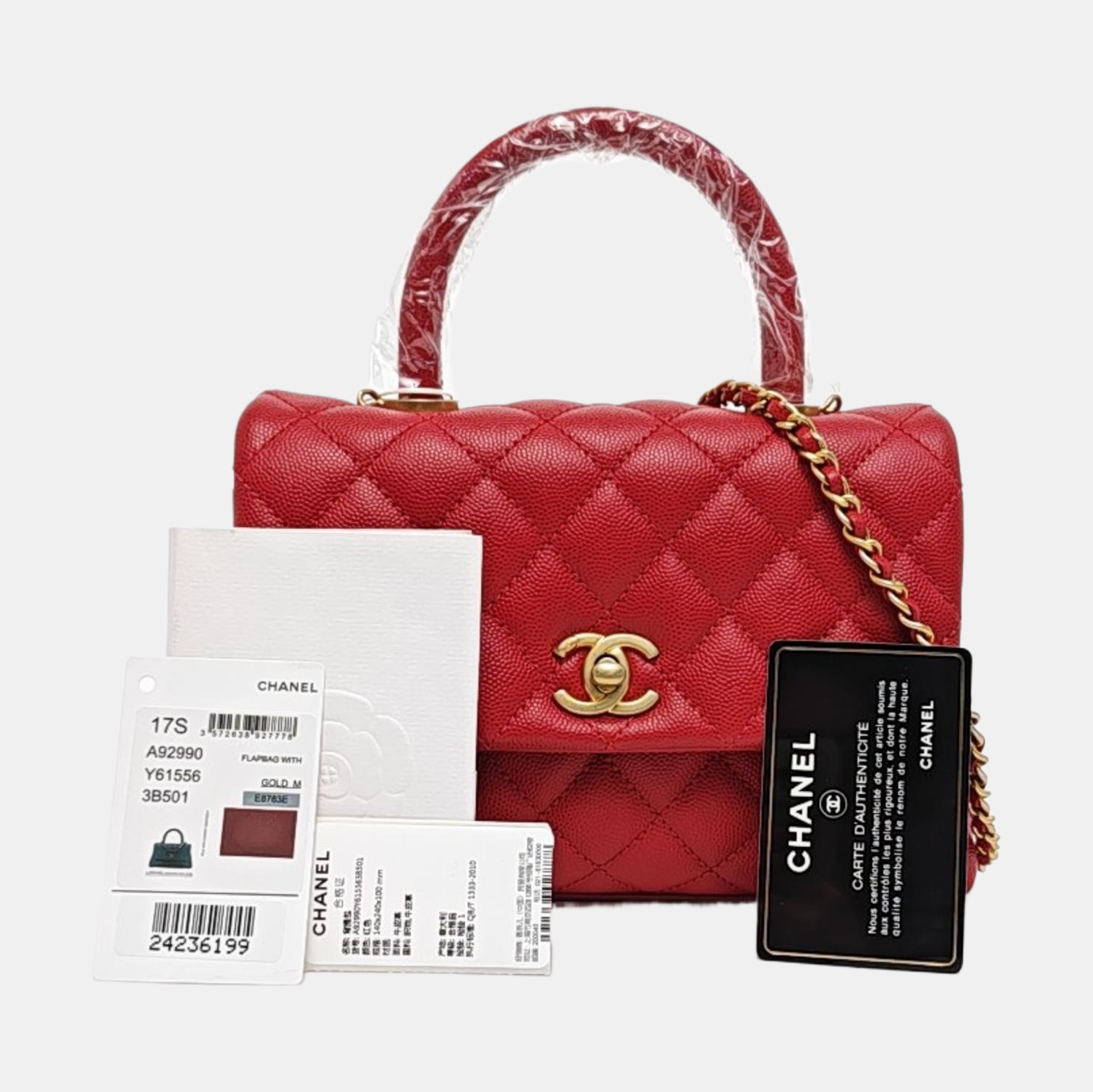 Authenticated pre-owned  COCO HANDLE Small Quilted Grained Calfskin Red - Shoulder Bag at Looply