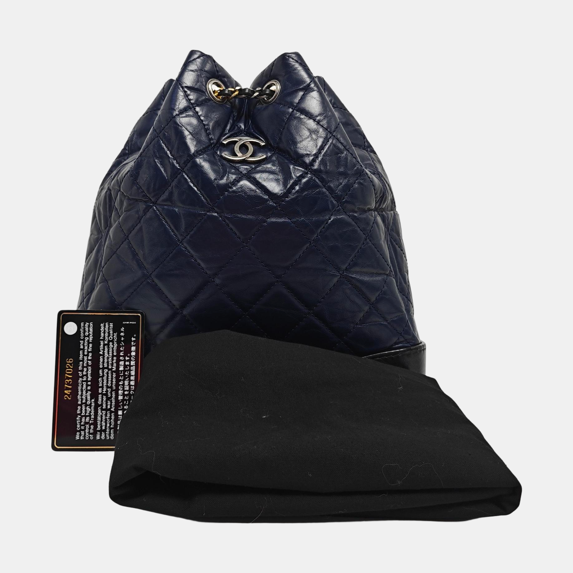 GABRIELLE Medium Quilted Calfskin Blue