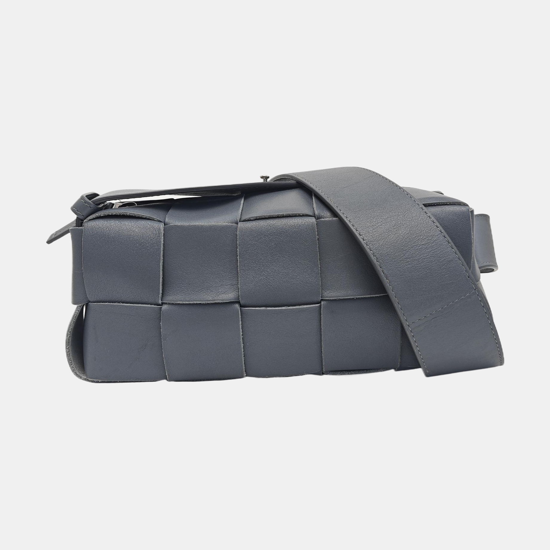 Brick Cassette Calfskin Gray