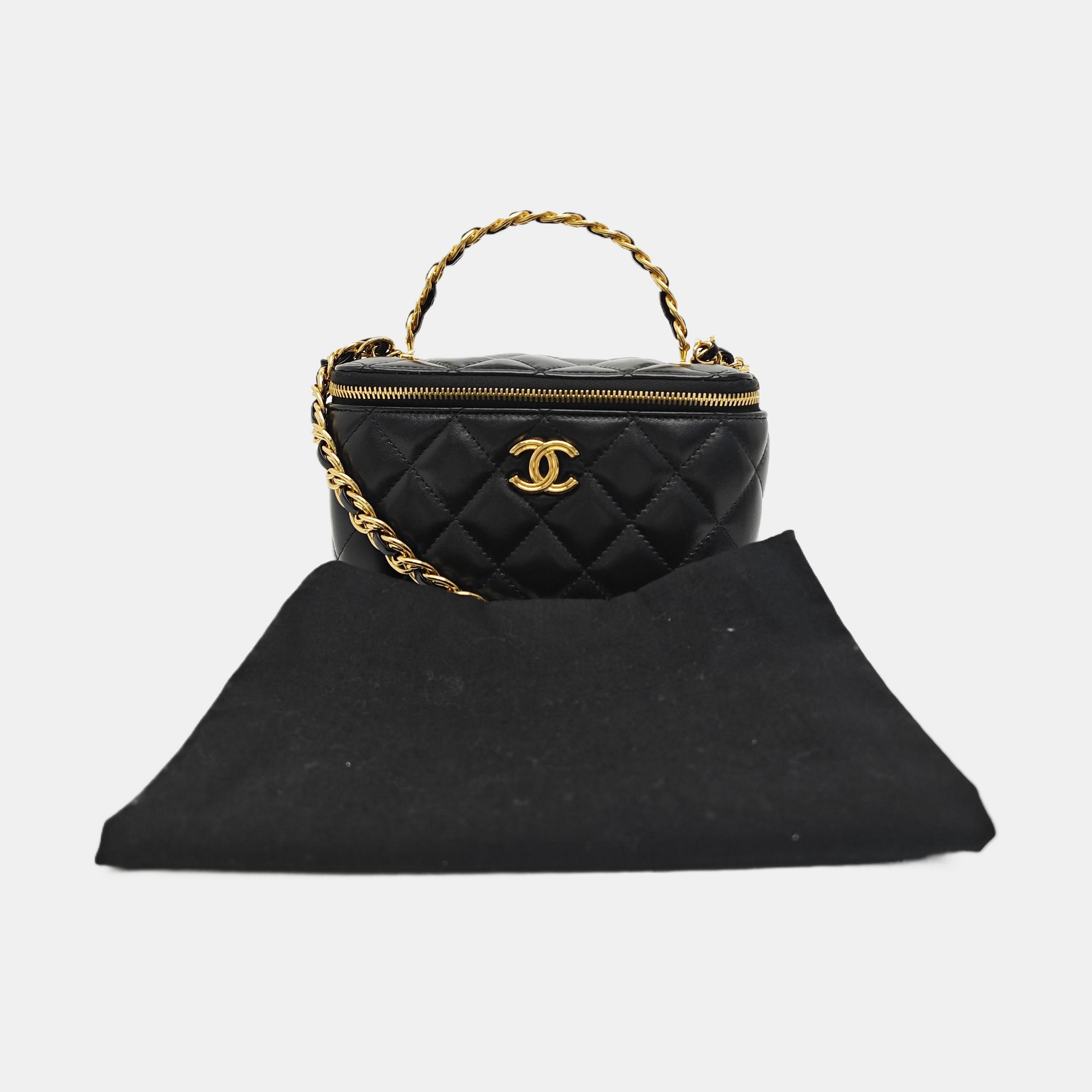 VANITY CASE Small Quilted Calfskin Black