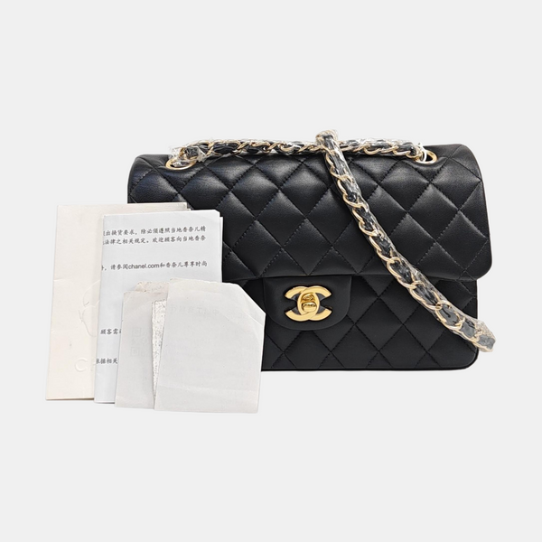 CLASSIC FLAP Mini Quilted Lambskin Black
