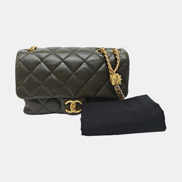 CLASSIC FLAP Mini Quilted Lambskin Green