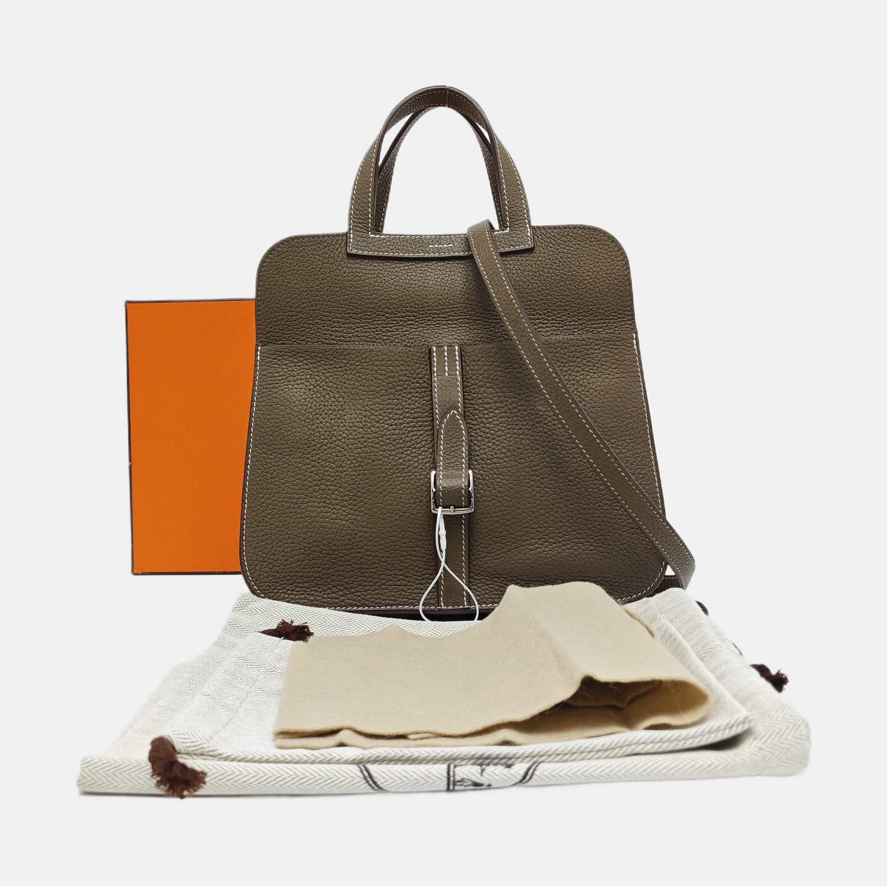 Halzan 25 Clemence Gray
