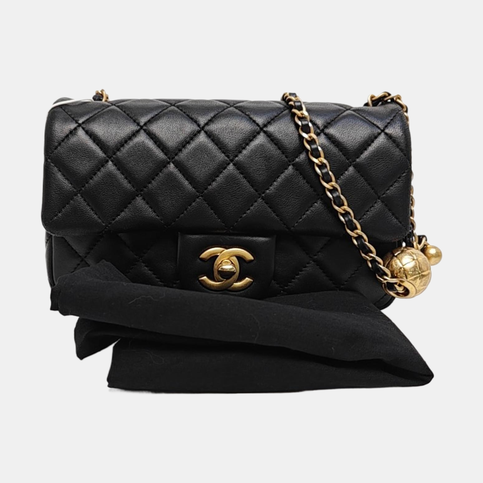 CLASSIC FLAP Mini Quilted Lambskin Black