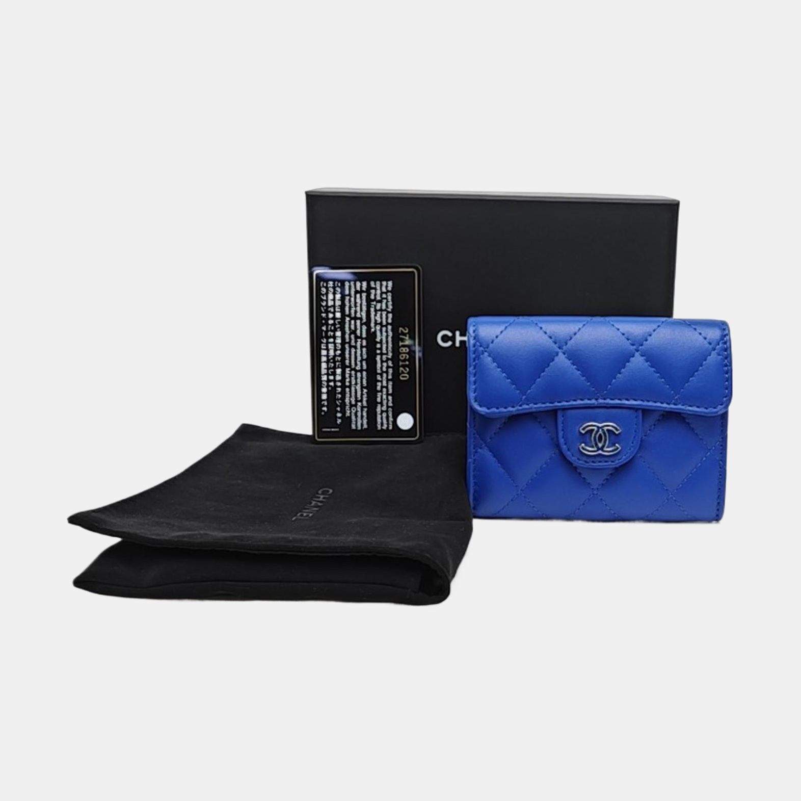 CLASSIC FLAP Quilted Lambskin Blue Card Holder