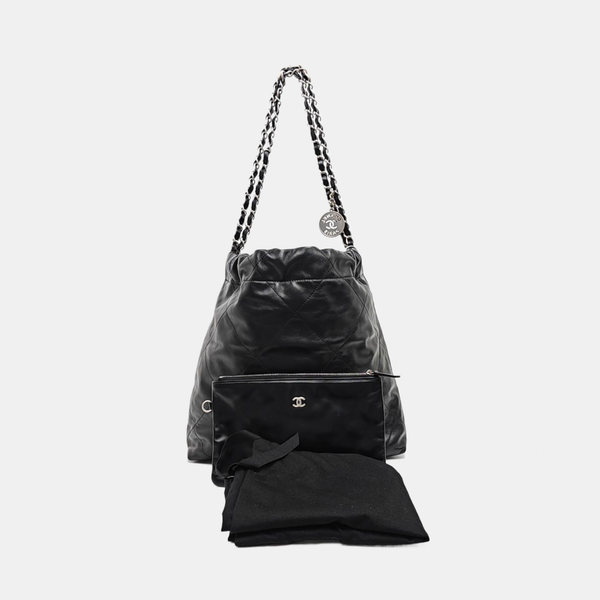CHANEL 22 Small Quilted Calfskin Black
