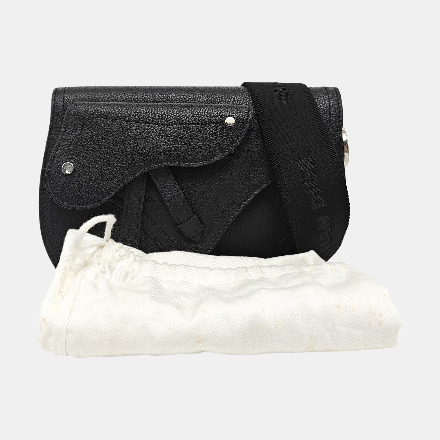 Saddle Medium Calfskin Black