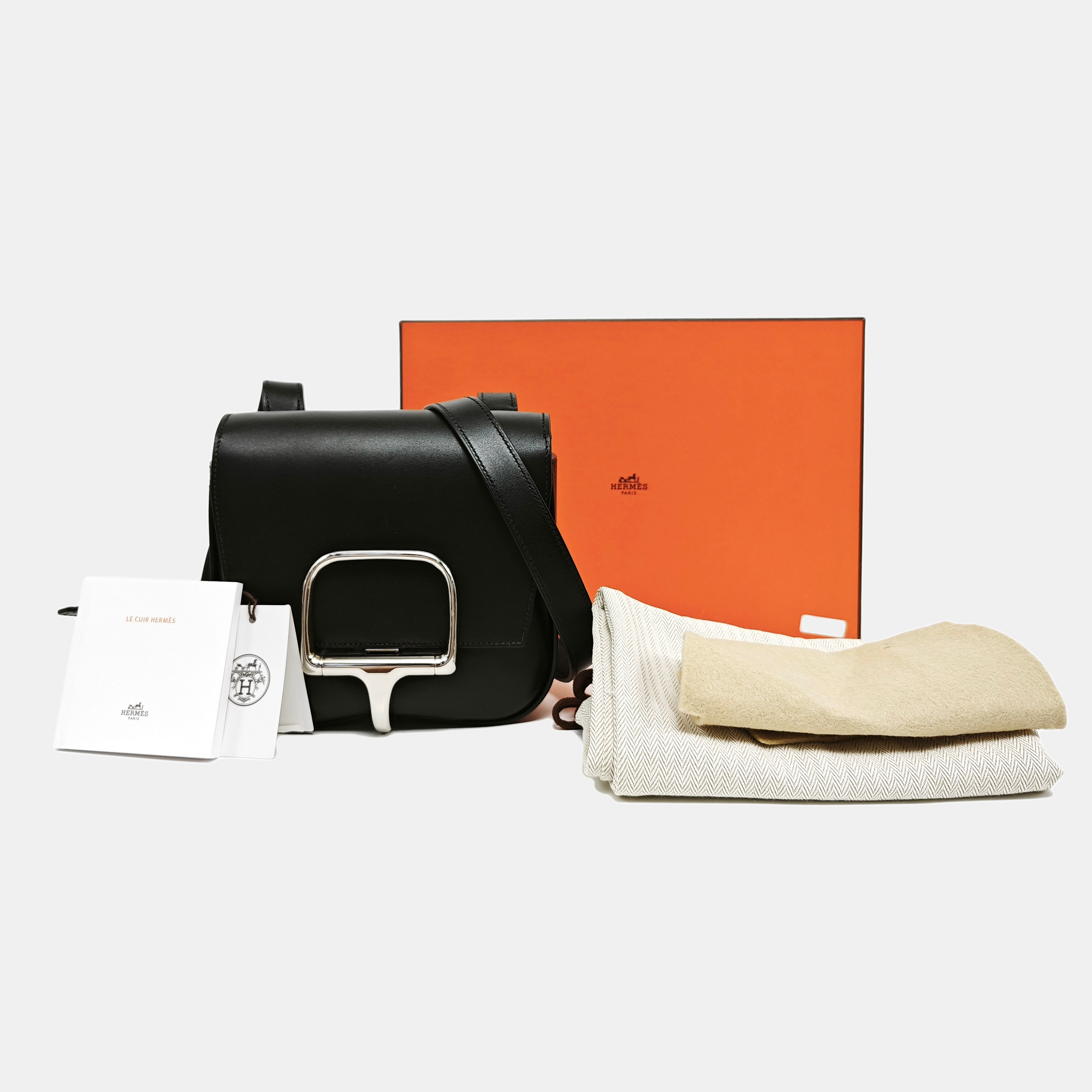 Della Cavalleria Box Calf Black