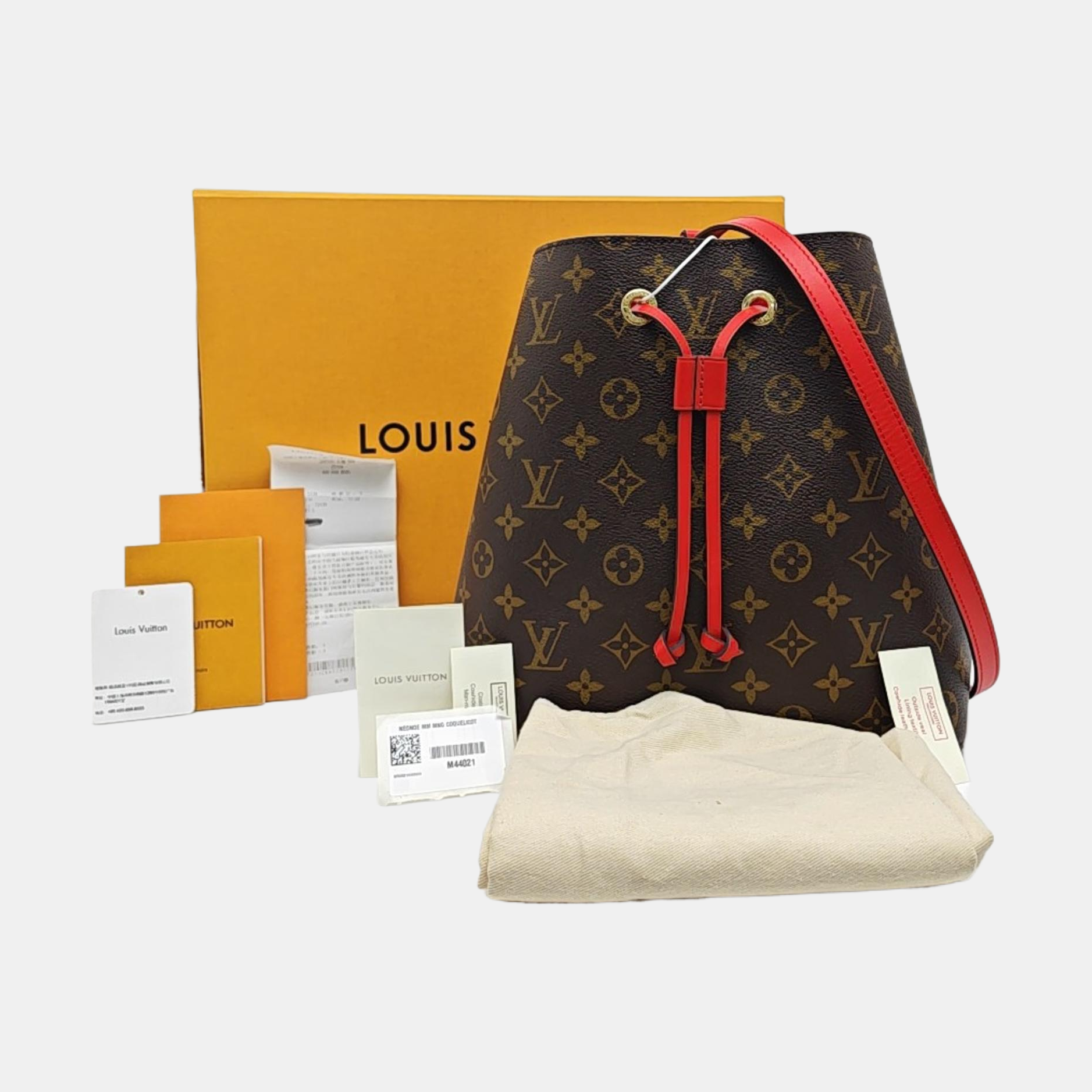 NÉONOÉ MM Monogram Coated Canvas Brown