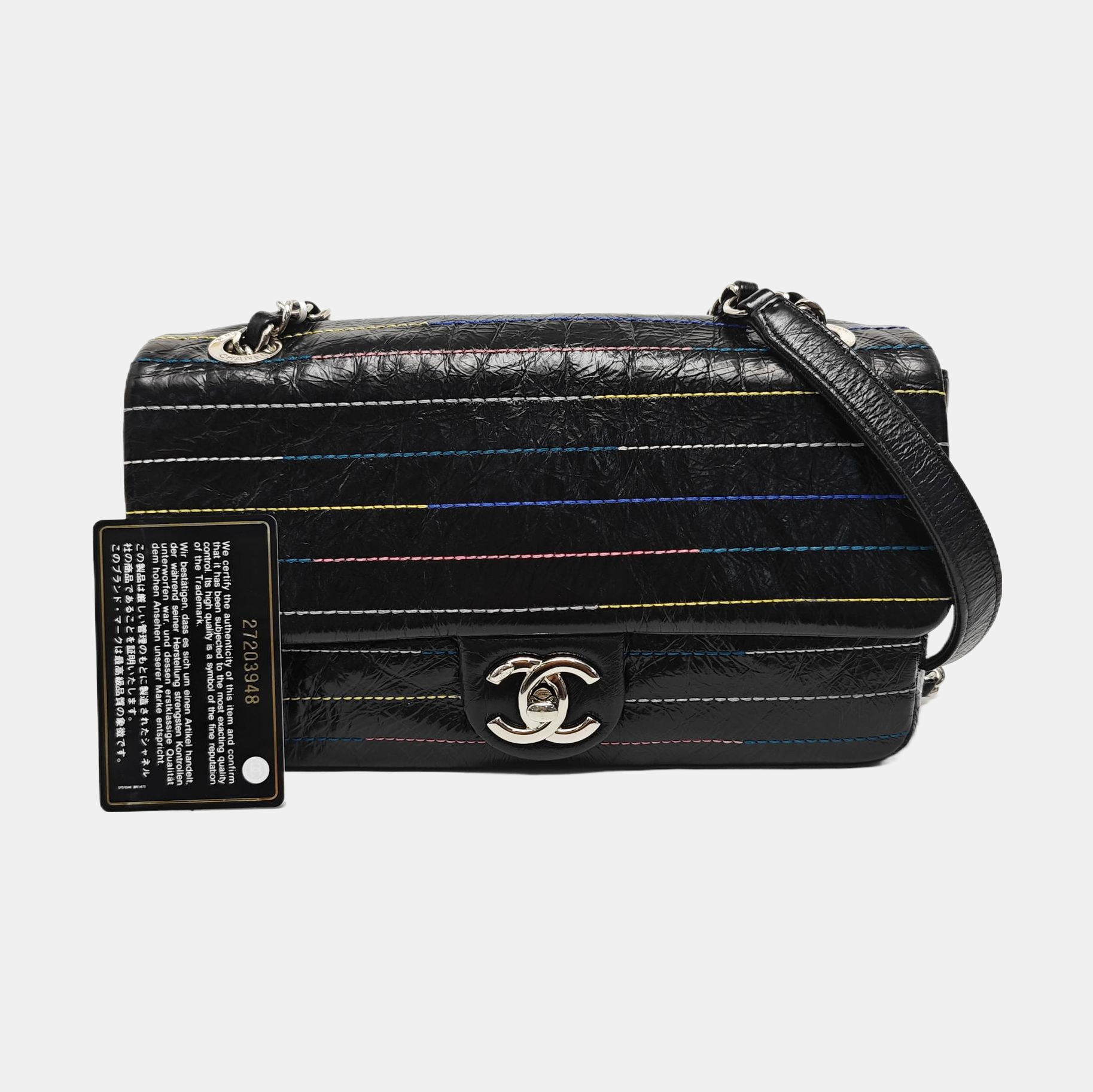 CLASSIC FLAP Small Quilted Leather Black