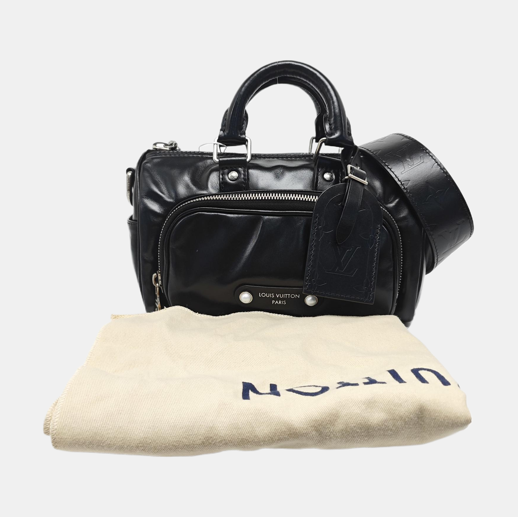 Calfskin Shoulder Bag 25 Black