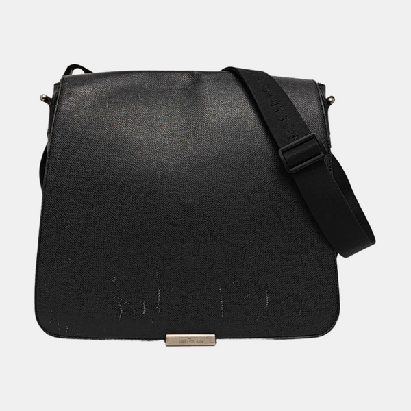 VIKTOR Calfskin Black