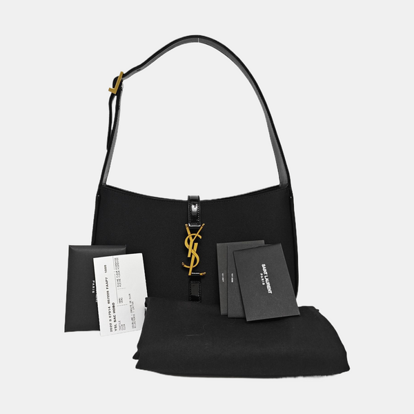 LE 5 À 7 Small Fabric Black