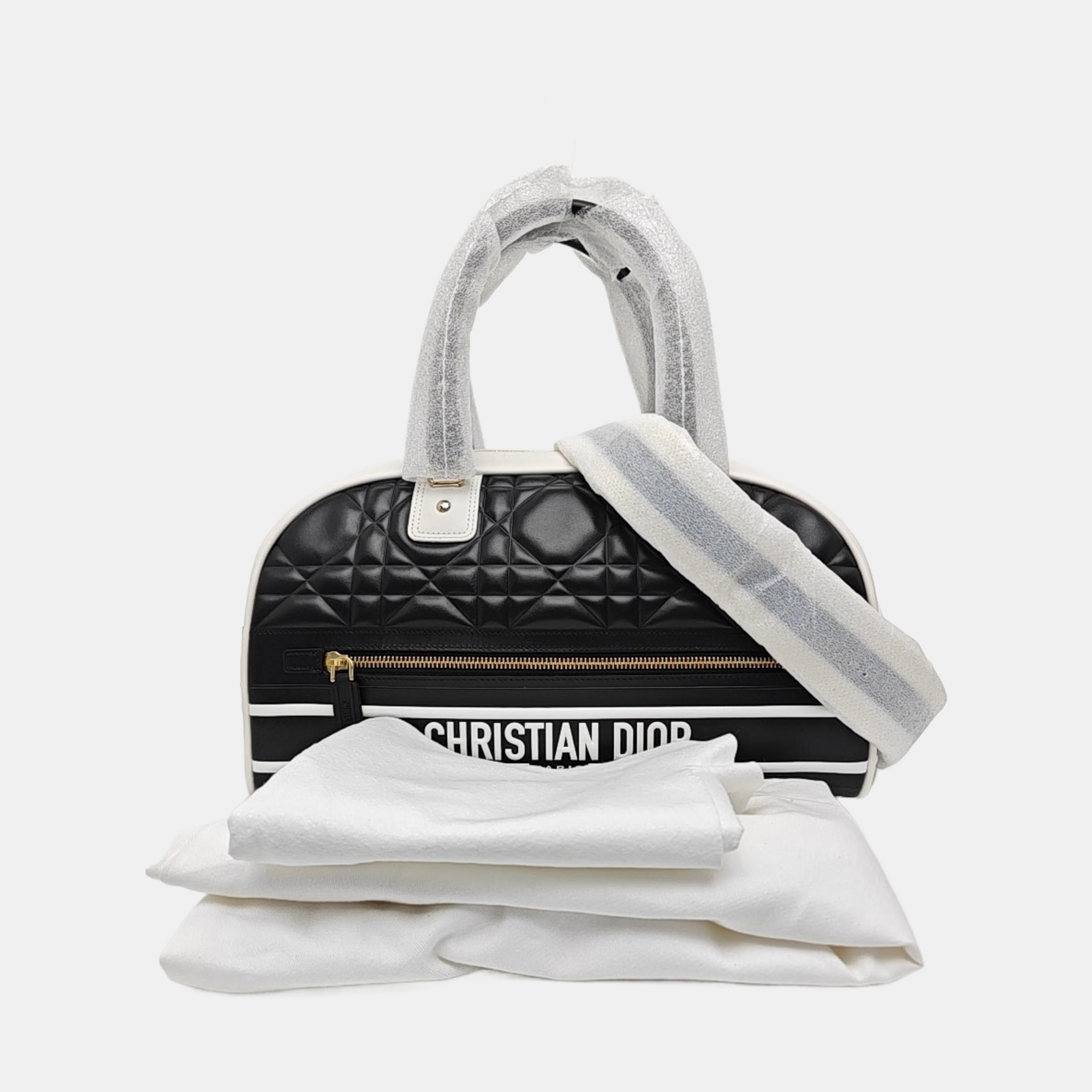 Vibe Medium Cannage Calfskin Black