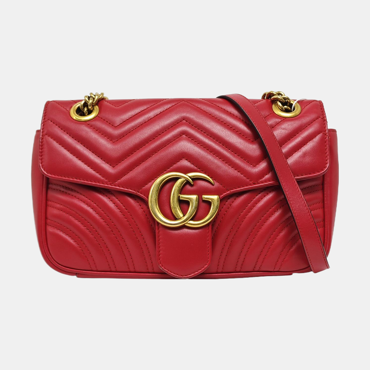 Authenticated pre-owned  GG Marmont Medium Quilted Calfskin Red - Shoulder Bag at Looply