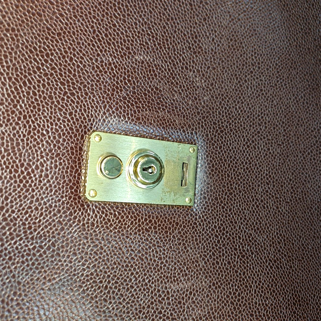 Grained Calfskin Brown
