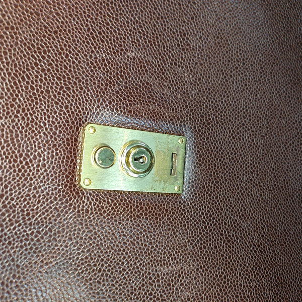 Grained Calfskin Brown