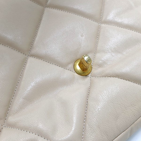 CHANEL 19 Maxi Quilted Lambskin Beige