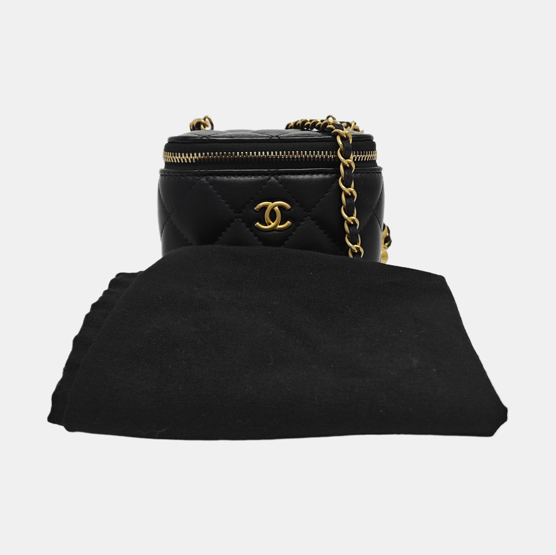 Authenticated pre-owned  VANITY CASE Small Quilted Lambskin Black - Shoulder Bag at Looply