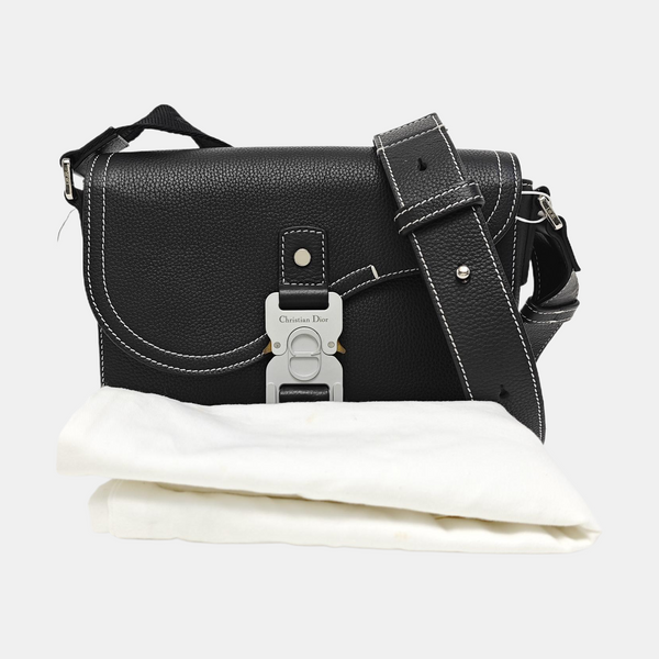 Saddle Small Calfskin Black