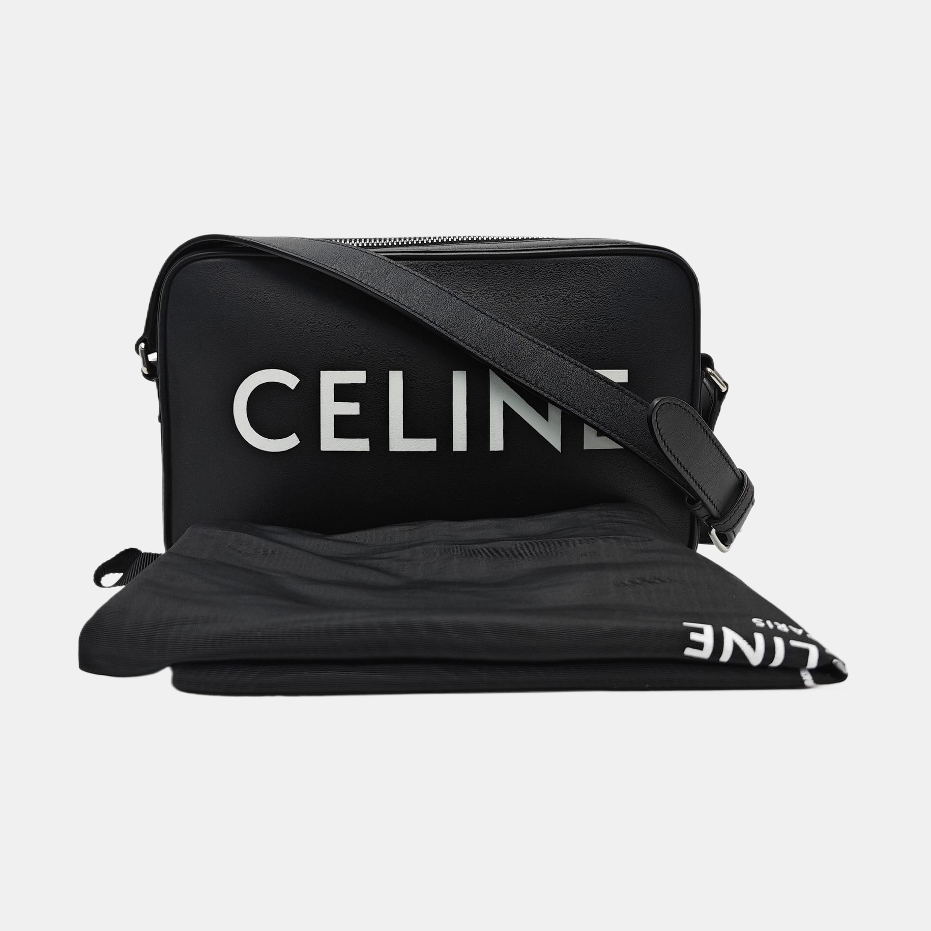 Calfskin Shoulder Bag Medium Black