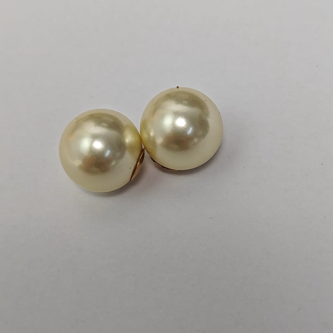 Metal Gold Stud Earrings