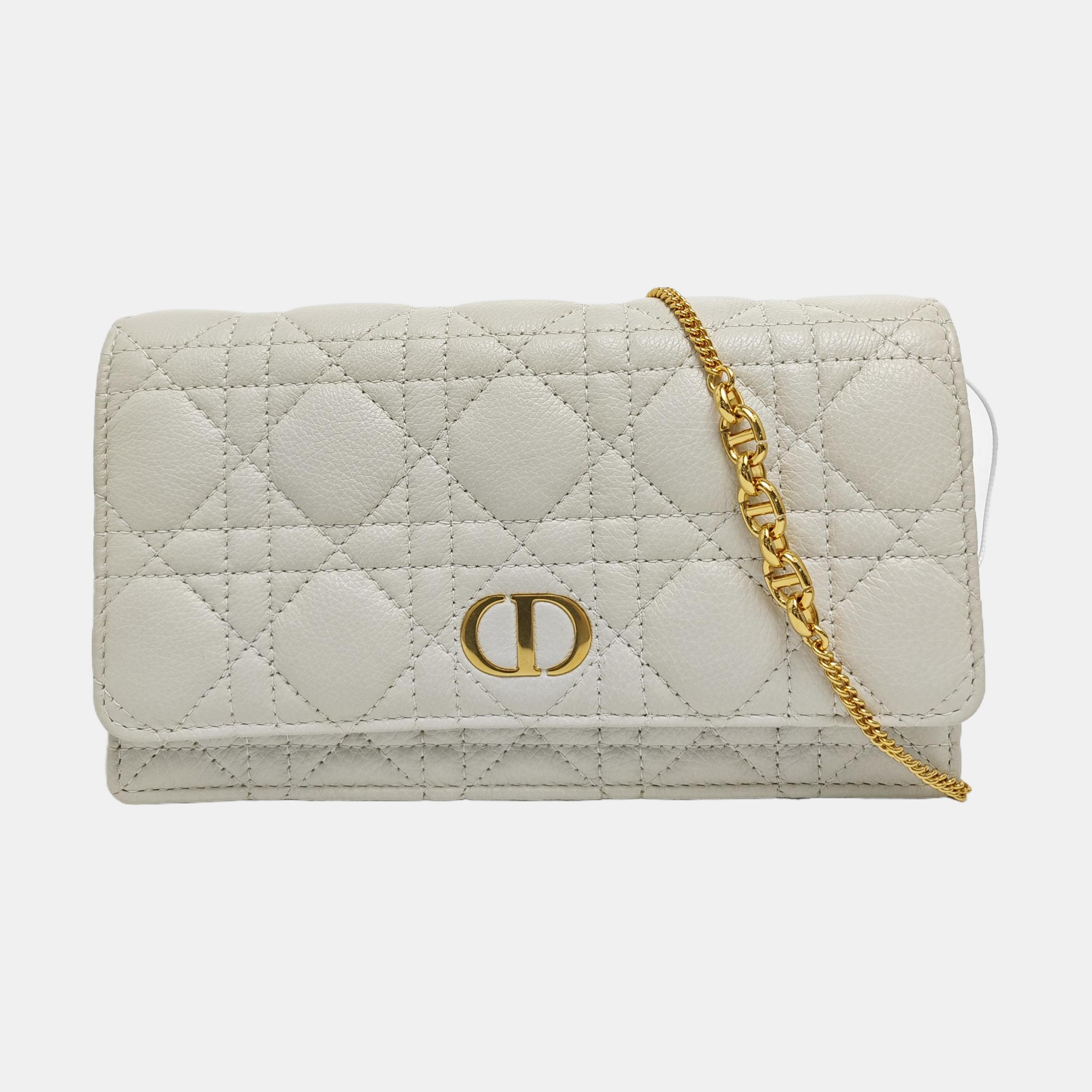 Authenticated pre-owned  Dior Caro Quilted Calfskin White - Shoulder Bag at Looply