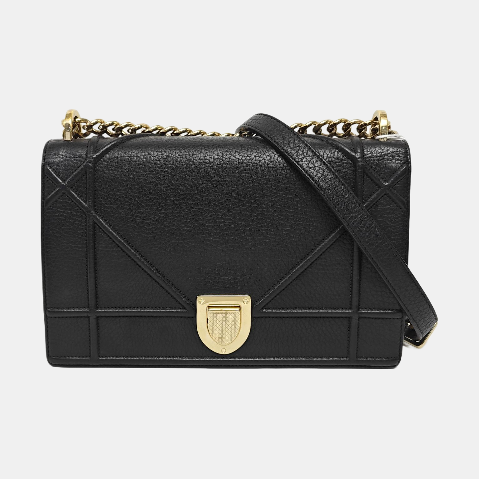 Diorama Medium Cannage Calfskin Black