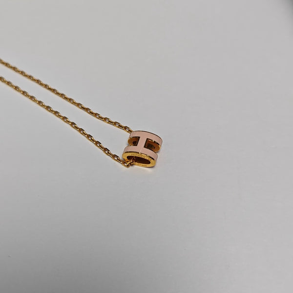 Pop H Metal Gold Necklace