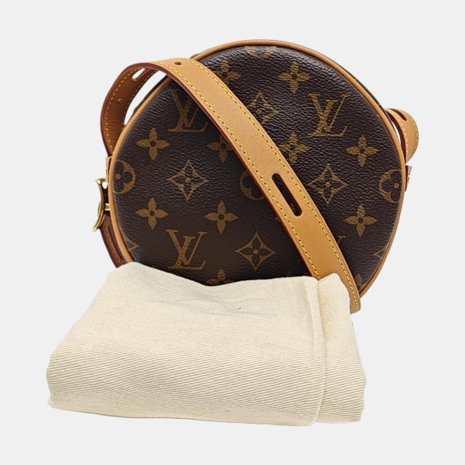 BOITE CHAPEAU PM Monogram Coated Canvas Brown