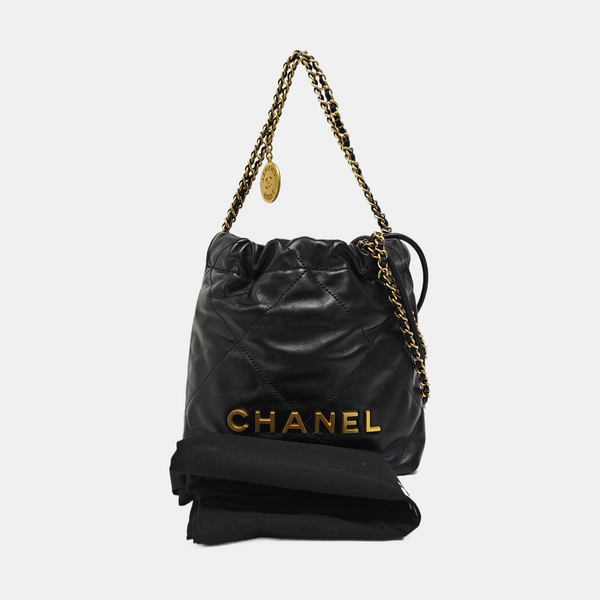 CHANEL 22 Mini Quilted Calfskin Black