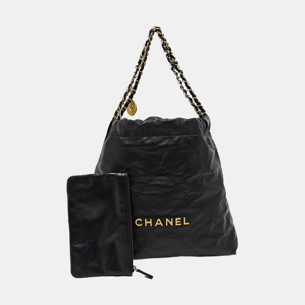 CHANEL 22 Medium Quilted Calfskin Black