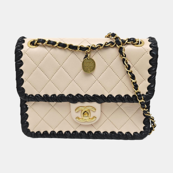 CLASSIC FLAP Mini Quilted Lambskin Pink