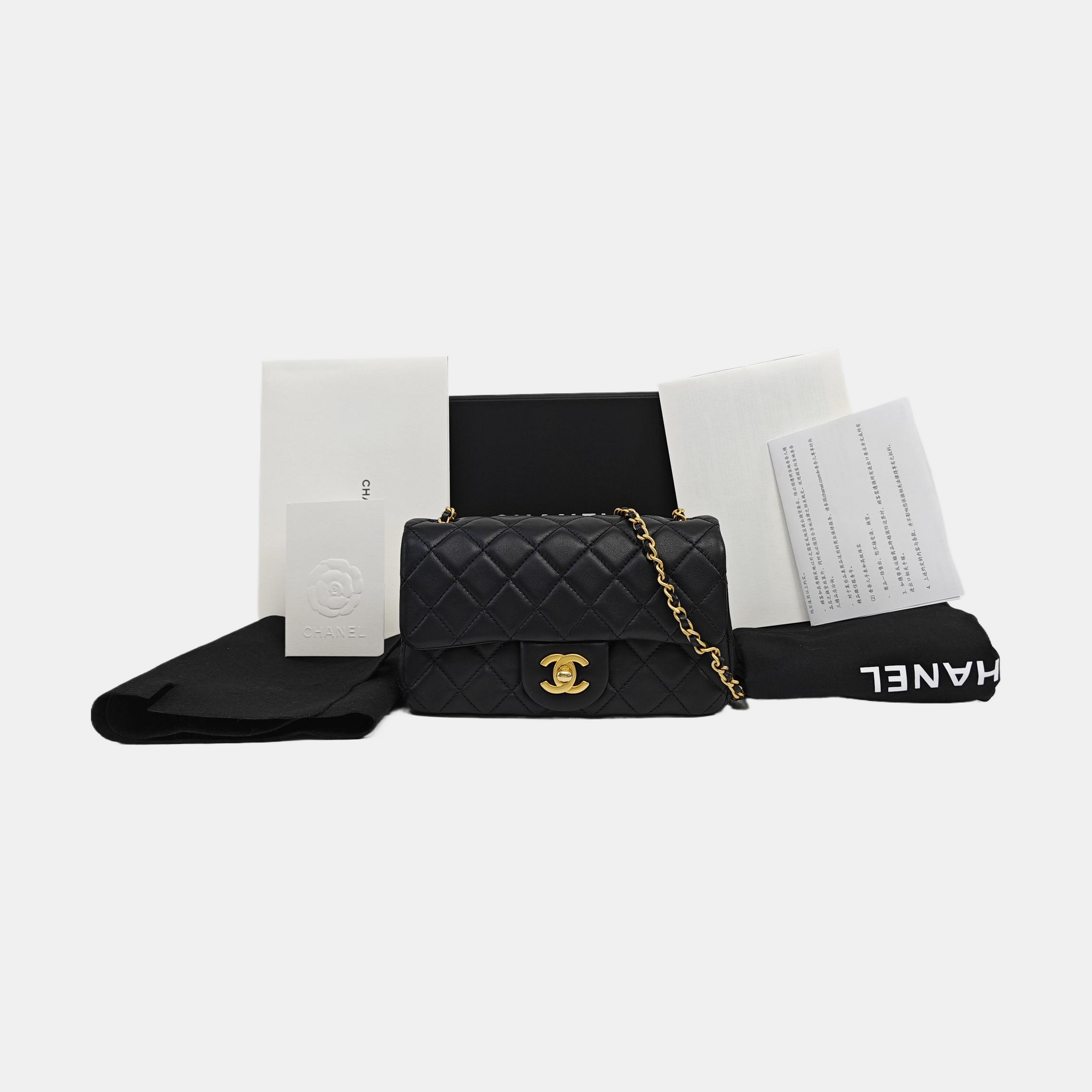 CLASSIC FLAP Mini Quilted Lambskin Black