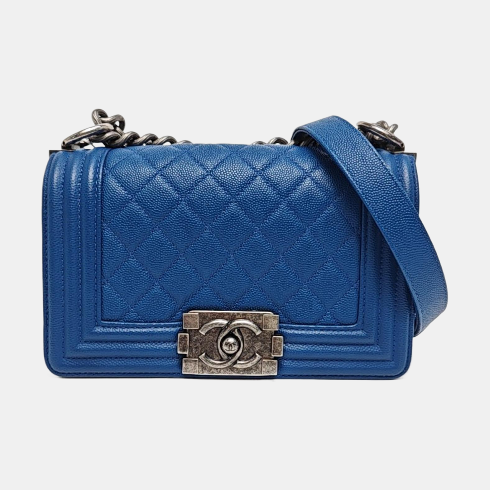 BOY CHANEL Small Quilted Grained Calfskin Blue
