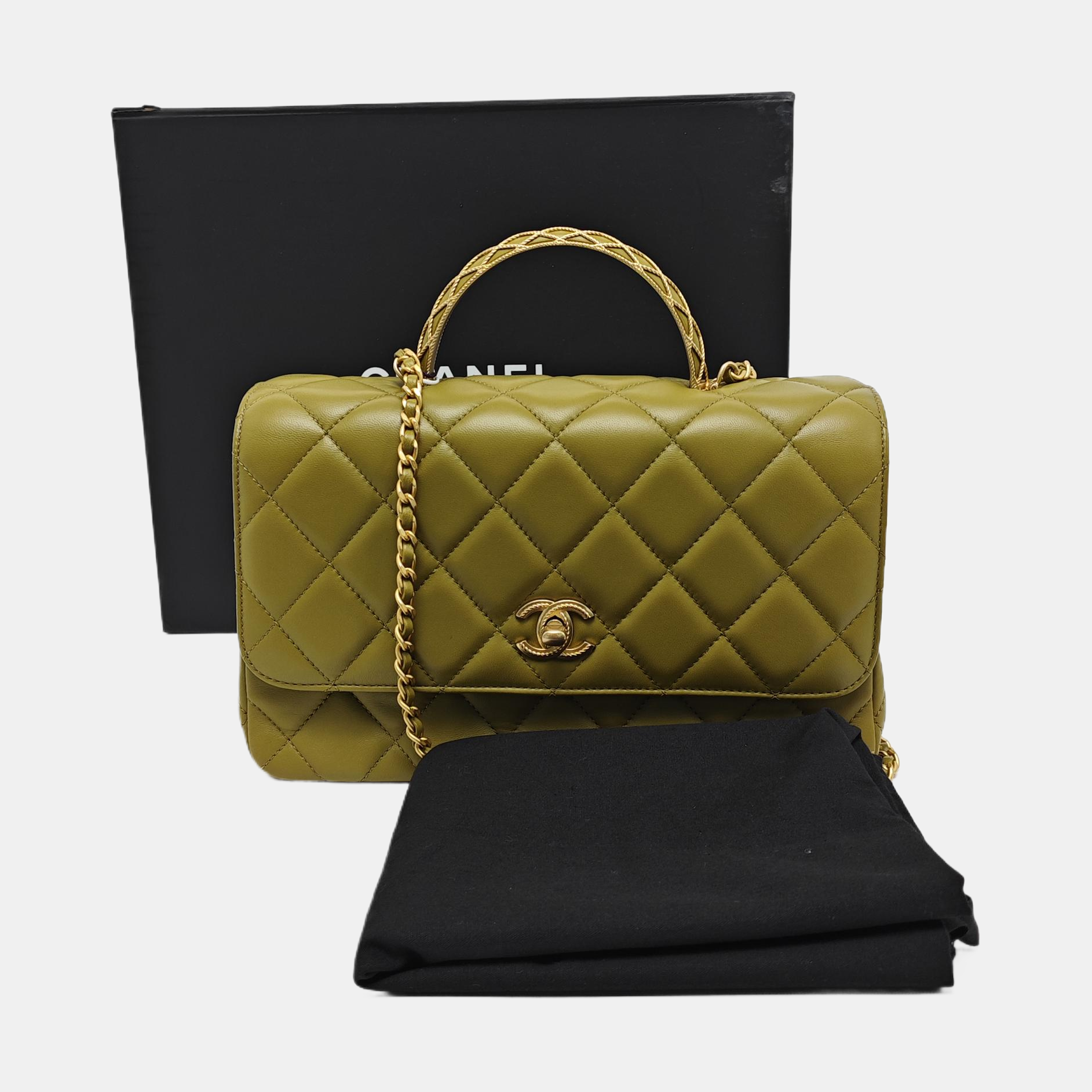 Authenticated pre-owned  COCO HANDLE Quilted Lambskin Green - Shoulder Bag at Looply